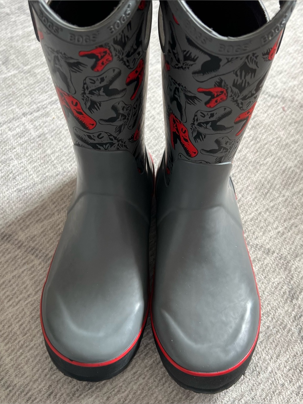 BOGS Big Kids Dinosaur 🦖 Gray Rain Boots Youth Size 6